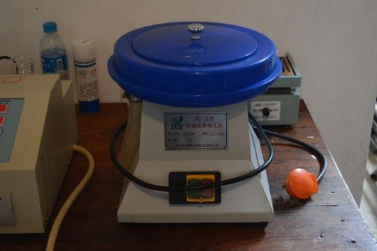 點(diǎn)擊查看詳細(xì)信息<br>標(biāo)題：拋光機(jī) 閱讀次數(shù)：2599